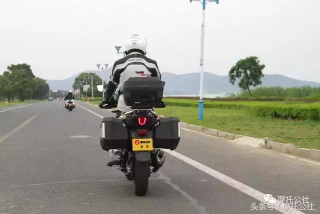 豪爵dl150和豪爵铃木dl250怎么选,豪爵铃木dl250和豪爵dr300怎么选