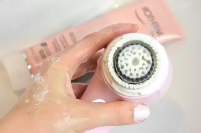 现在很多明星都在用的美容产品,抗老明星推荐美容仪有哪些