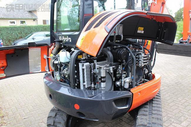 久保田20-5微挖价格,新款柴油久保田高速插秧机多重