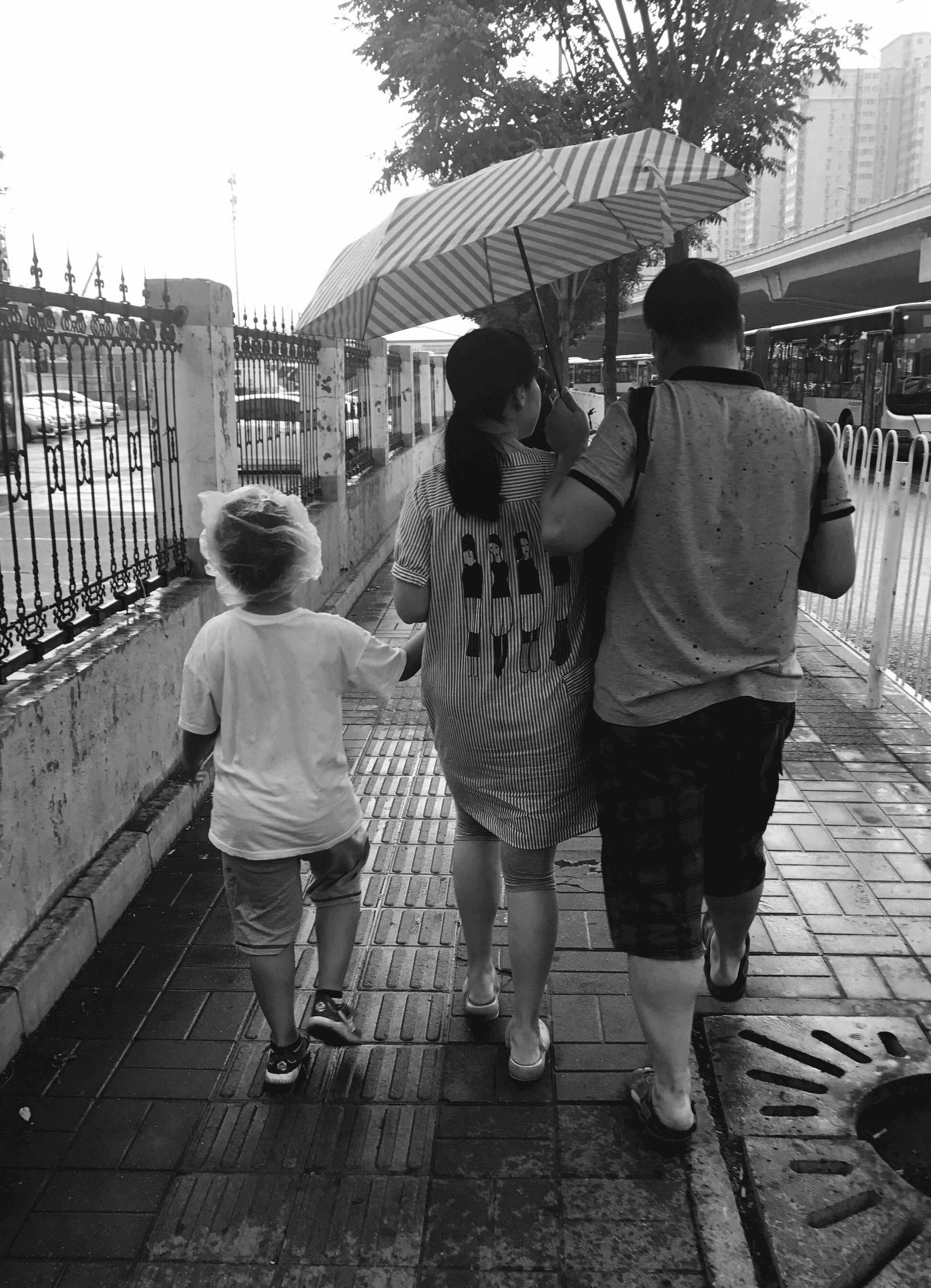 男士穿搭|雨天带上这3件宝贝,姑娘甩掉*博兰**基尼非要和你走