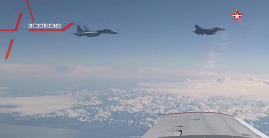 苏27和歼16俄罗斯,f-16对苏27