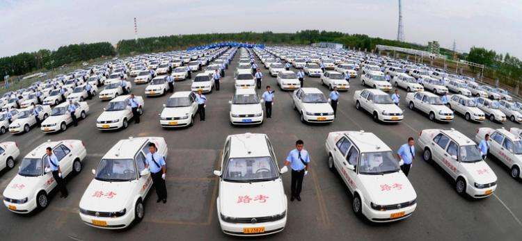 教车育人为己任,坚持教育培训提升履职能力