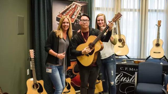 martin缇庝骇鍚変粬,缇庡浗martin绯诲垪鍚変粬