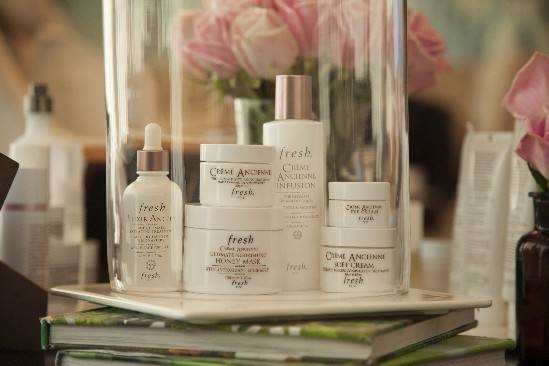 值得入手的化妆品每一个都不踩雷,这些爆火的美妆你都认识吗