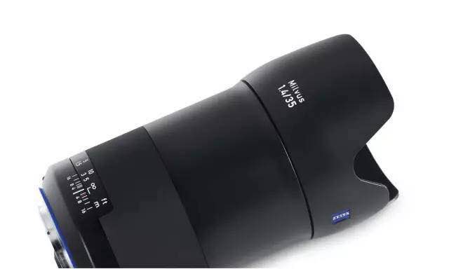 机佬周刊｜6D2全面曝光，蔡司、腾龙新镜发布，奥巴要上全画幅？