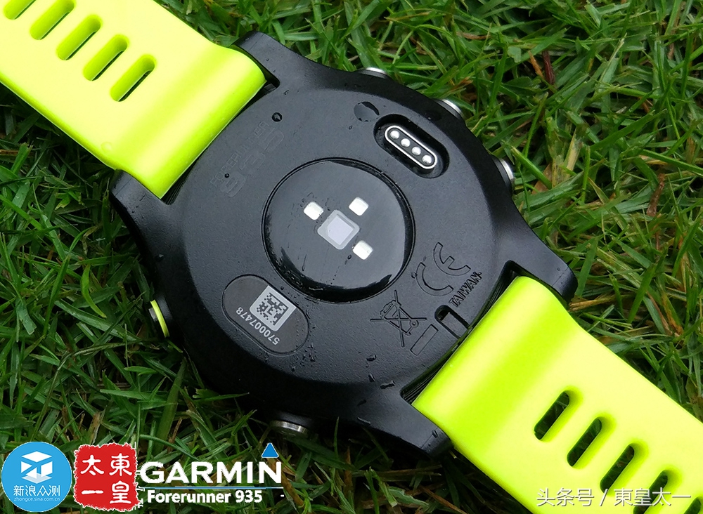 续航能力超长的运动手表,佳明935与watch4