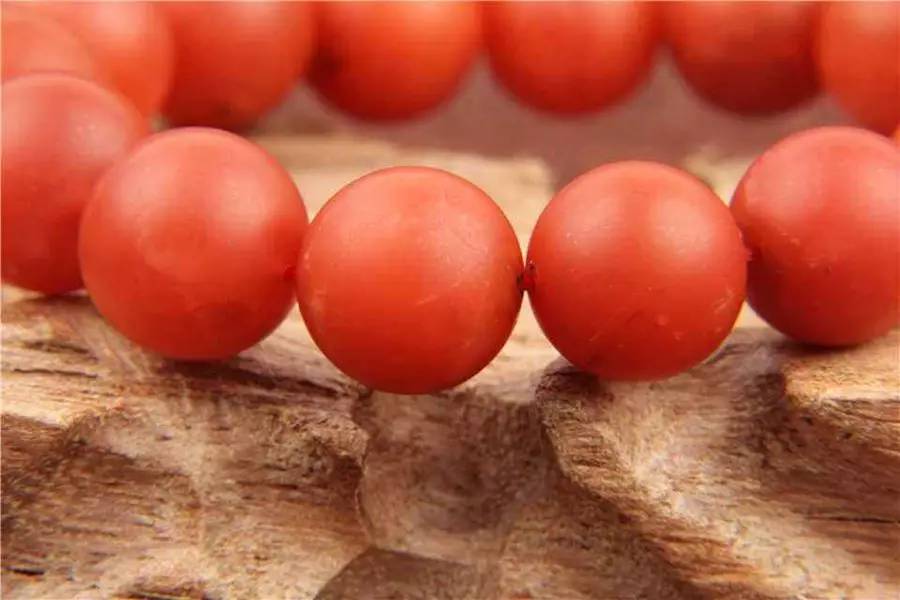 保山南红与雷波料南红的鉴别方法,雷雷真假辨别方法