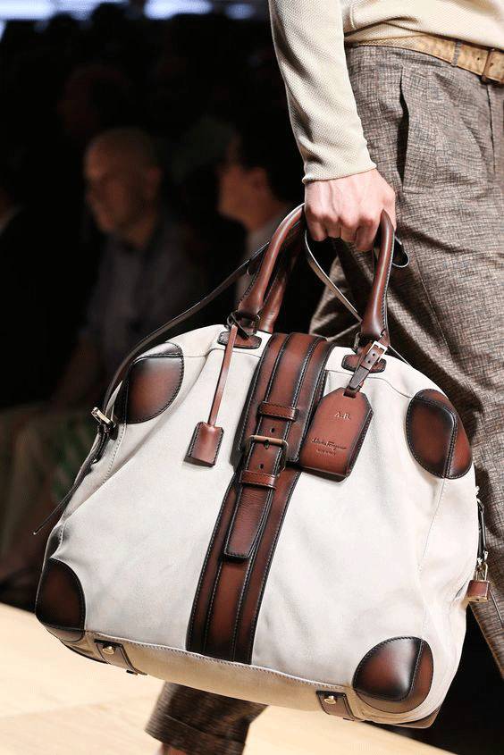 男士穿搭|雨天带上这3件宝贝,姑娘甩掉*博兰**基尼非要和你走