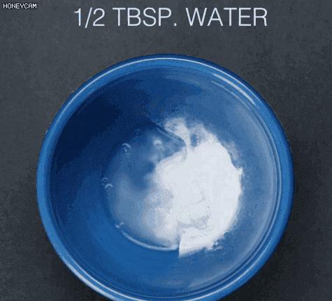 小白鞋不同位置的清洁方式,品牌小白鞋的清洗方法