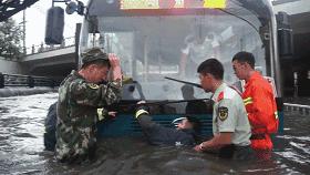消防官兵与“海景车”的美丽邂逅