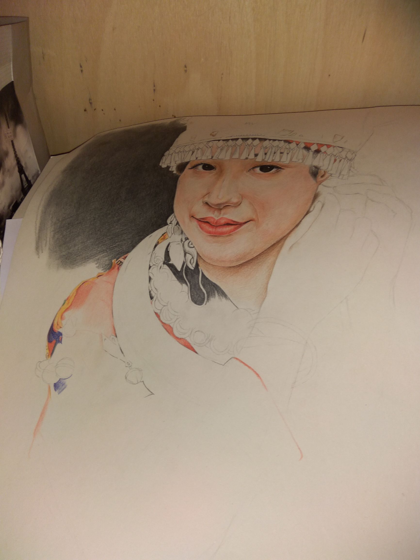 马克笔画苗族少女,苗族姑娘彩铅画