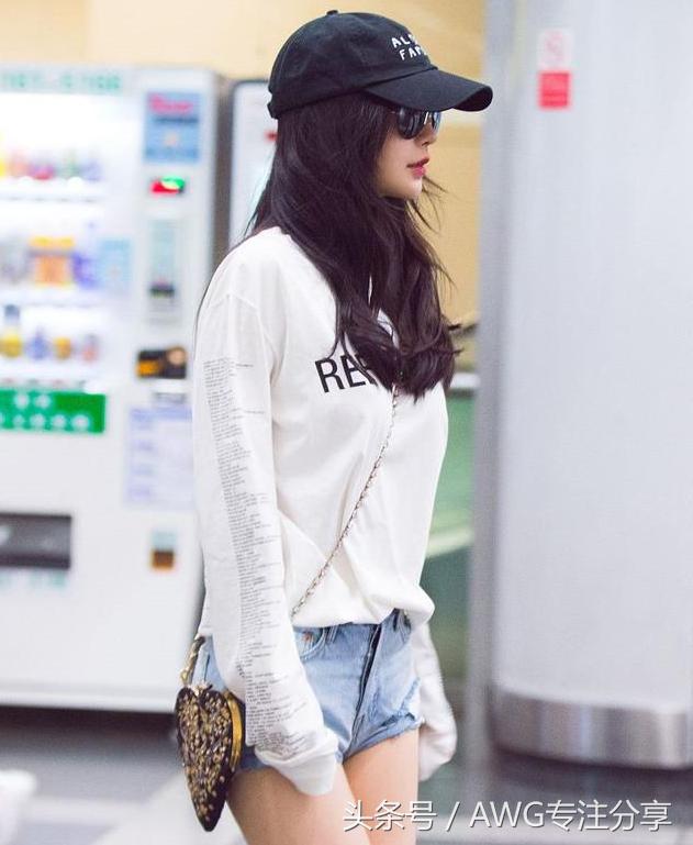 angelababy活该被黑,说再不吸烟,这脸被打得啪啪响!