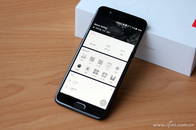 一加5骁龙835手机多少钱,1499元一加5手机