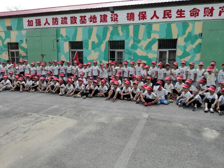 幼儿园毕业班夏令营活动,幼儿园大班毕业夏令营走进小学