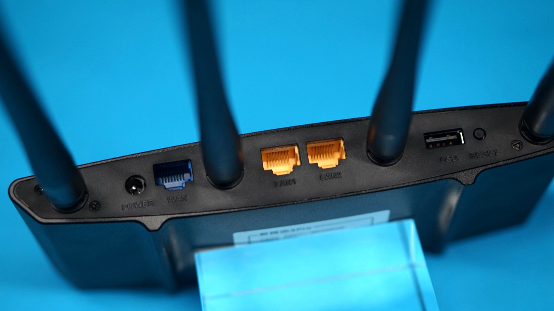 「极路由3Pro测评」:300以内,真智能+真千兆?