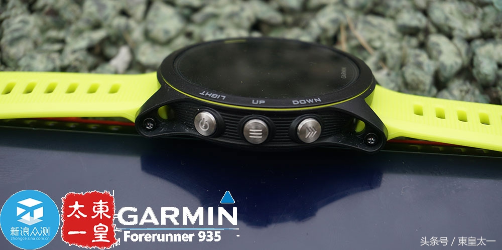续航能力超长的运动手表,佳明935与watch4