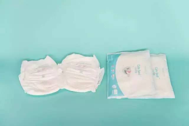 安慰婴儿的5s方法,给宝宝的安抚手法