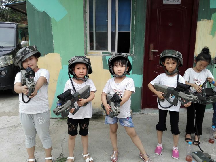 幼儿园毕业班夏令营活动,幼儿园大班毕业夏令营走进小学