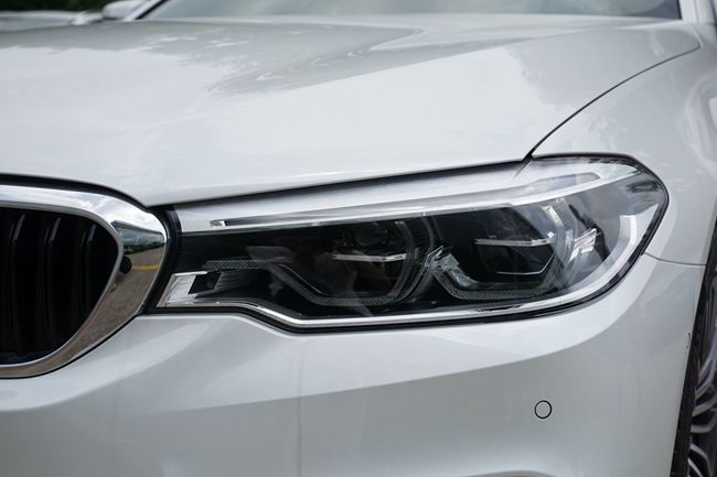 新款宝马5系li多少钱,如何开走一台宝马5系2024新款