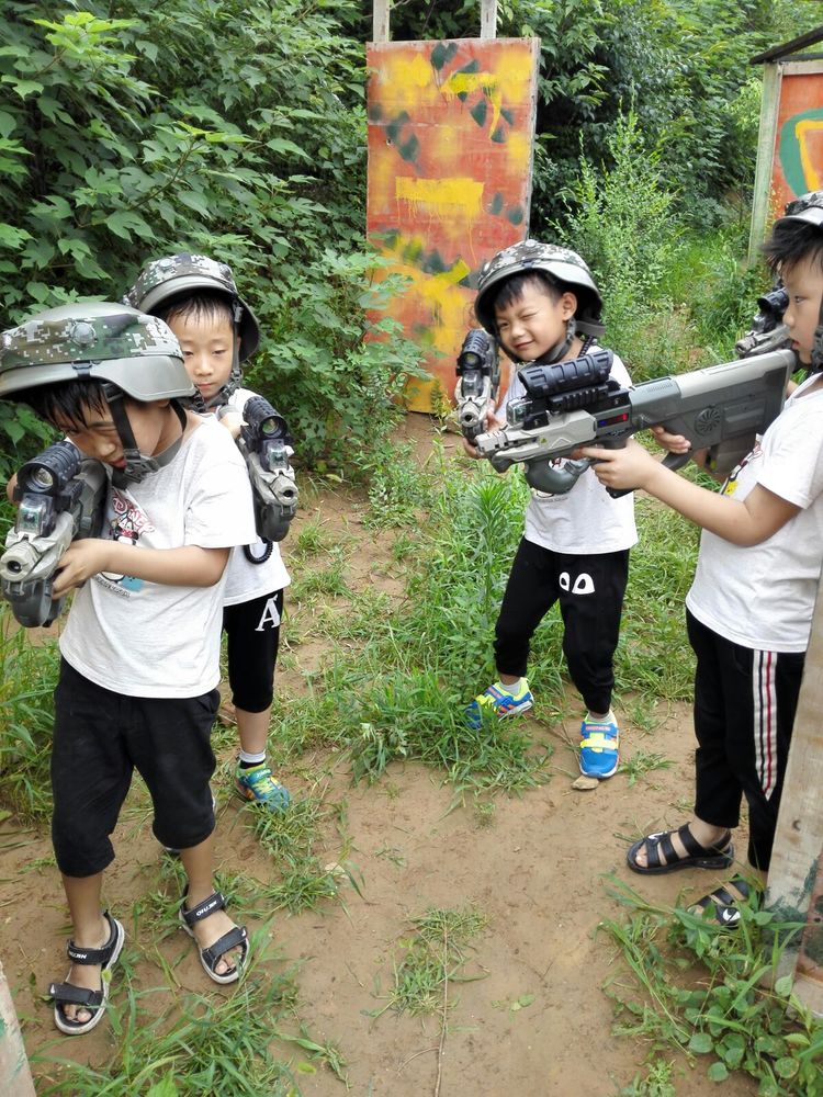 幼儿园毕业班夏令营活动,幼儿园大班毕业夏令营走进小学