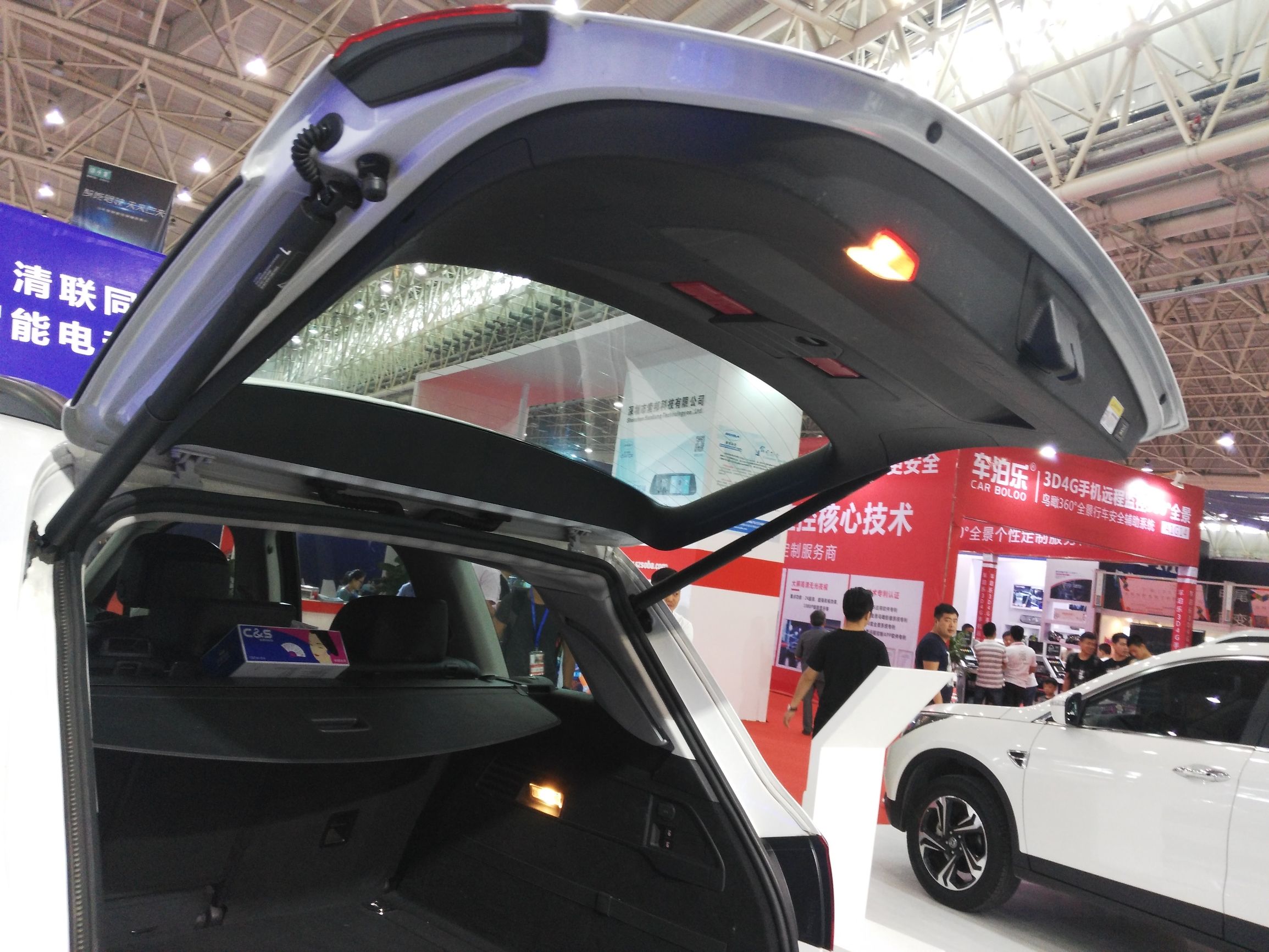 车主种草的电动尾门怎么选？清联同创牵头制定行业标准