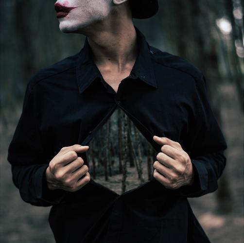 心理学为什么人会不自信,如何克服不自信的心理