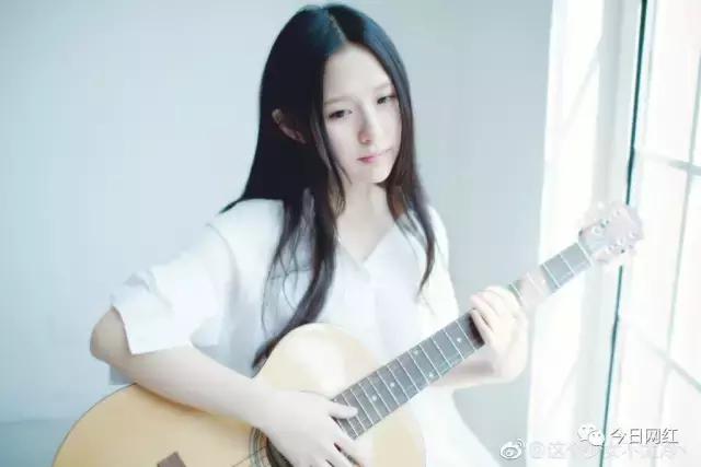 斗鱼主播阿冷怎么了,斗鱼阿冷和冯提莫谁更厉害