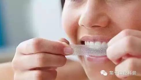 牙齿美白损伤最少的方法,想要牙齿美白这三招最管用