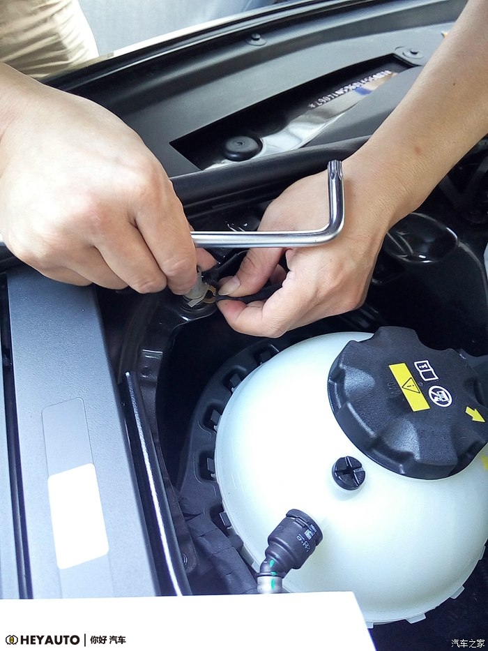 宝马五系转向灯怎么改装,宝马5系翼子板灯