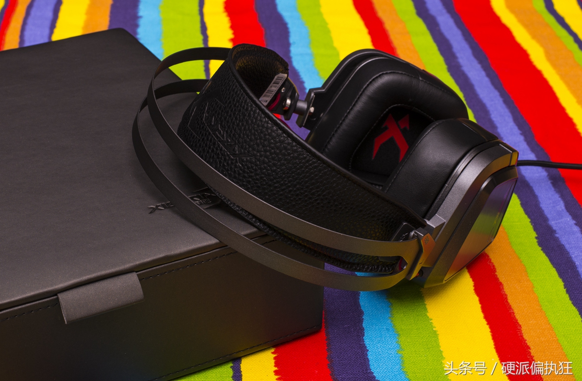 不夹耳朵的降噪耳机,头戴式耳机头梁怎么拉伸