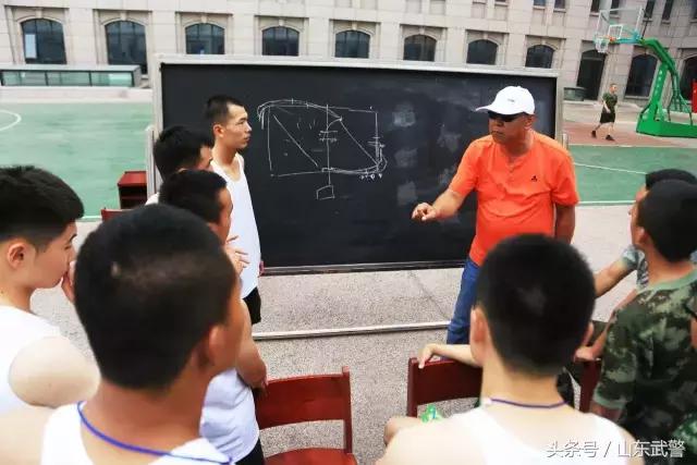 春晚导演传心得，专业老师授技艺，一场大咖云集的培训班是这样式儿的