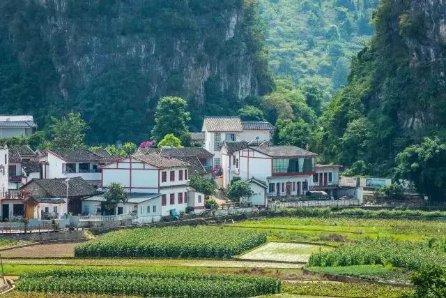 贵州兴义夏天有什么好玩的,兴义野外适合夏天玩的地方