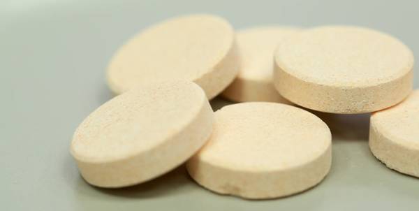 杭州一父母给孩子口服泡腾片，没想到后果竟这么严重，半条命快没了