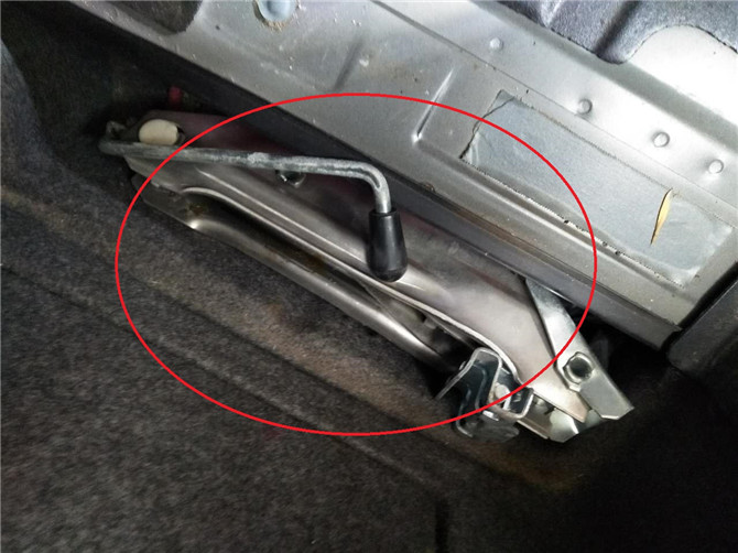 6万买新桑塔纳还是二手高尔夫,6万左右买得到帕萨特哪年的