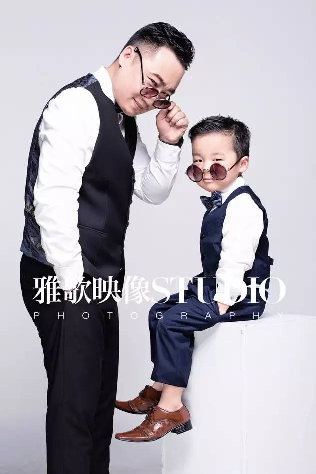 雅歌映像亲子客片：跟逗比又帅气的老爸合影是怎样一种体验？