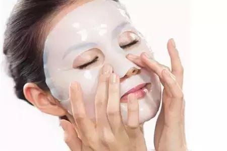 不同种类的面膜如何正确使用,教你选择适合的面膜