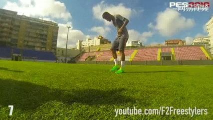 GIF-他不晒自拍、不晒女友，唯晒球技！最后惊天一晒打几分？