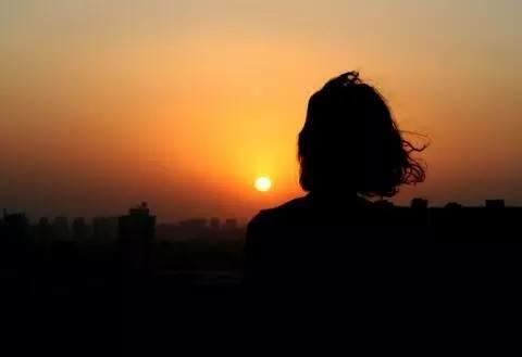 老公打游戏痴迷,老公打游戏沉迷