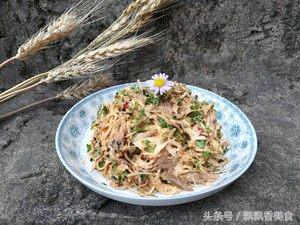 鸡汤喝了鸡肉不想吃怎么做,炖汤后剩的鸡肉怎么吃