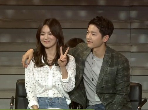 宋仲基宋慧乔被目击同游巴厘岛,当宋慧乔白百何同框出现时