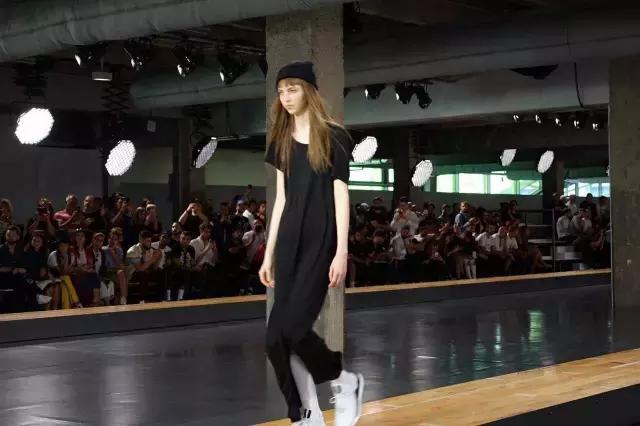 supreme联名jean,supreme联名wheaties