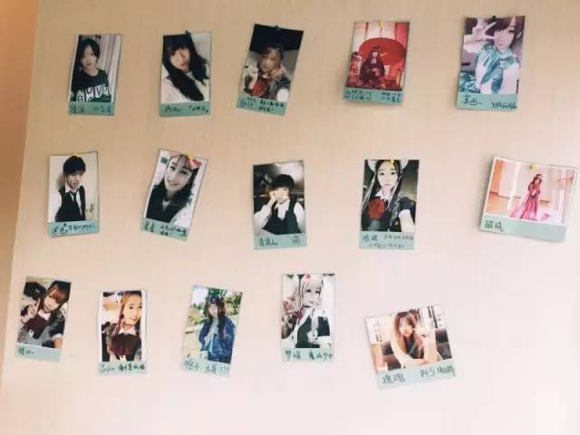 本地独家岛国跪式服务餐厅，青涩女仆等你来撩