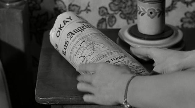 45秒美女沐浴戏拍7天,这部精分神作碾压99%的恐怖片