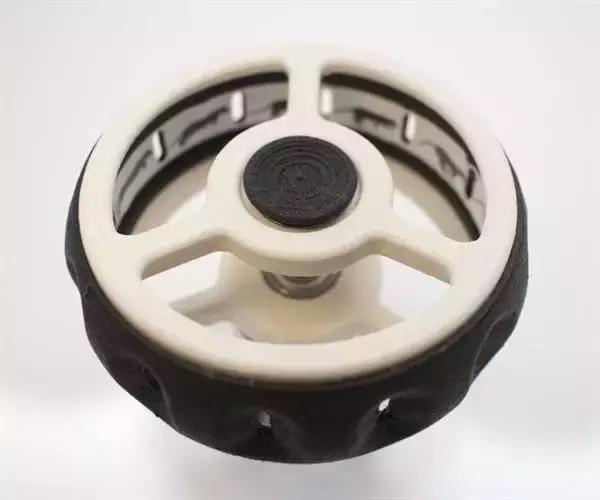 好玩的3d打印指尖陀螺,3d打印指尖陀螺蓝绿