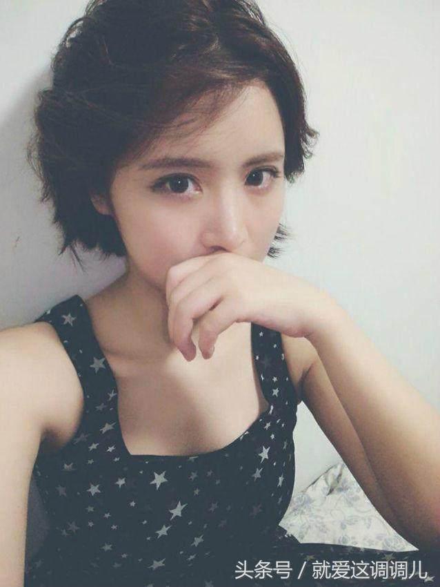 斗鱼一姐冯提莫与陈一发一争高下,阿冷冯提莫陈一发一姐