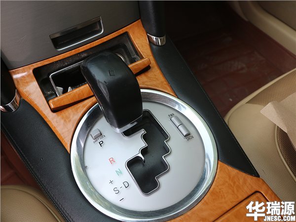 05年丰田锐志二手价格3000元,2005款3.0锐志二手车价格