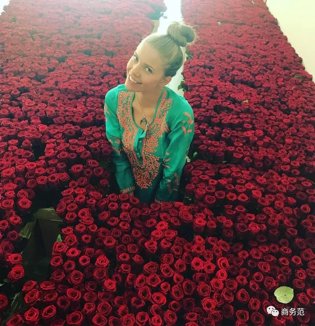 65万颗水晶打造的婚礼,施华洛世奇继承人款婚纱