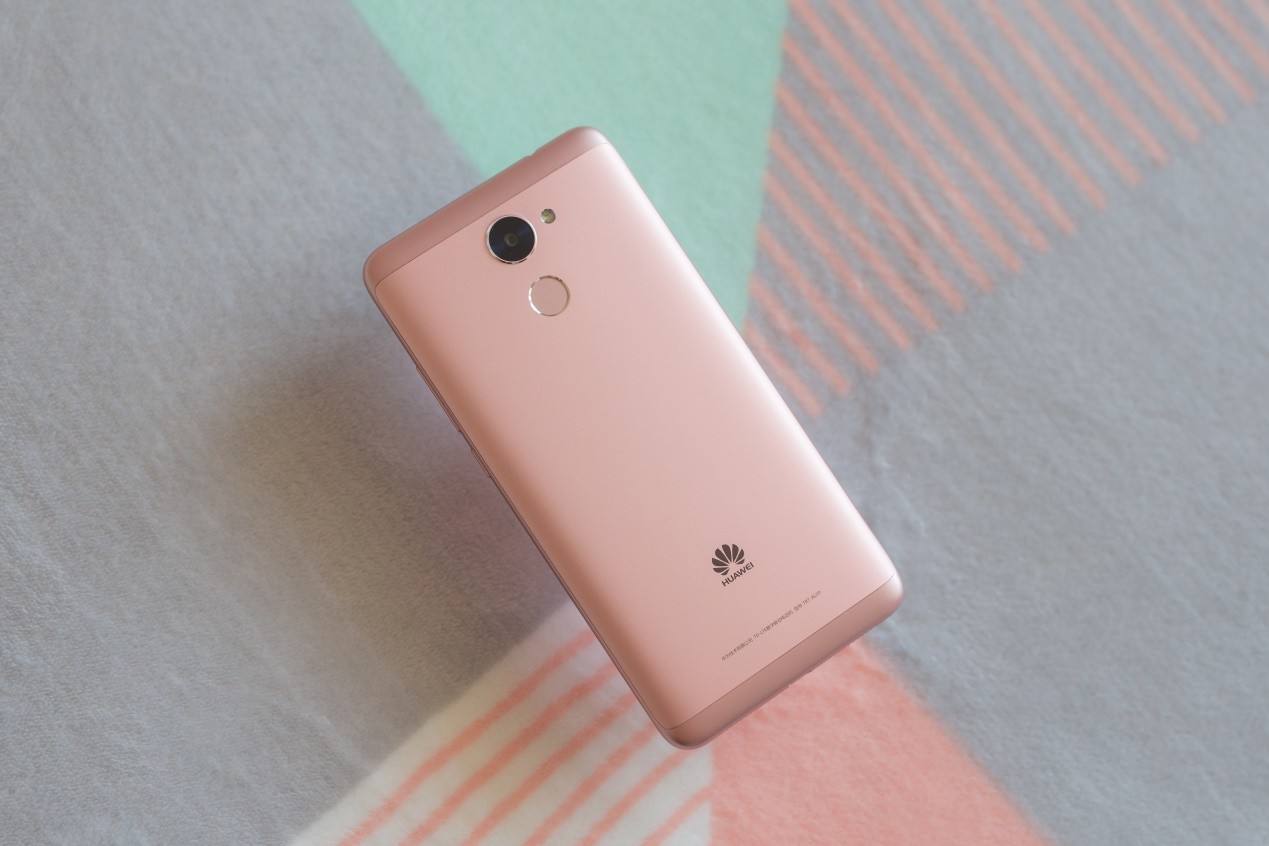 华为畅享7plus值得入手吗,1500元左右续航高手机