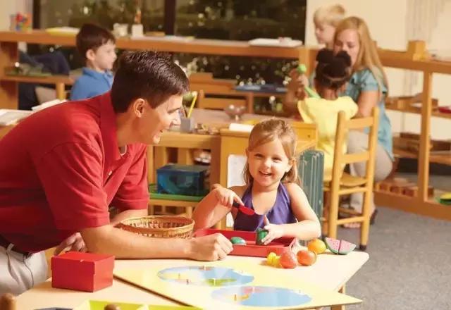 蒙台梭利被誉为什么,蒙台梭利是哪一个国家的