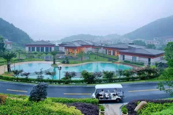 何必去马代,宁波这些美到窒息の无边泳池,就能让你一秒入海,即刻度假